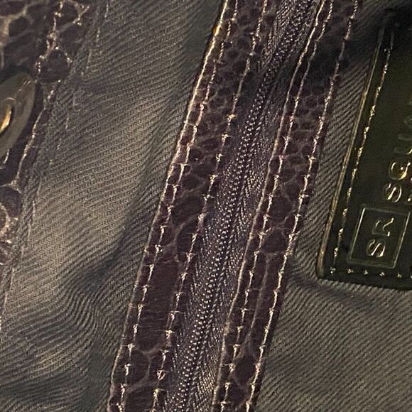 1101 1990s Squared By Sondra Roberts Hobo Bag Embossed Navy Leather New - Picture 5 of 13